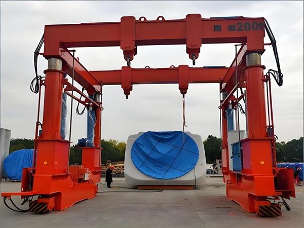 浙江温州200吨液压龙门吊
