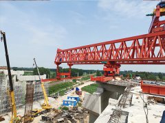 <b>四川资阳架桥机厂家设备价格优惠</b>